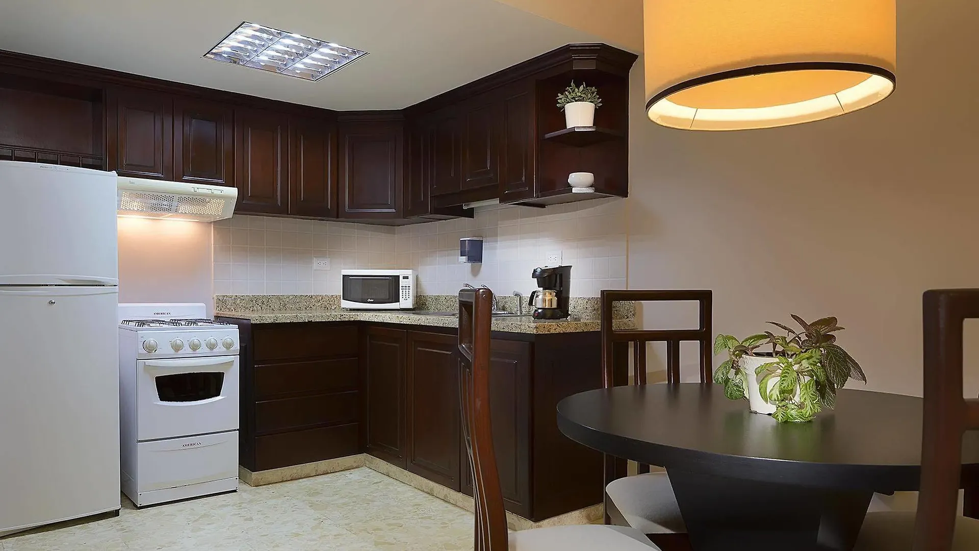 **** Hotel Plaza Florida Suites Santo Domingo Dominican Republic
