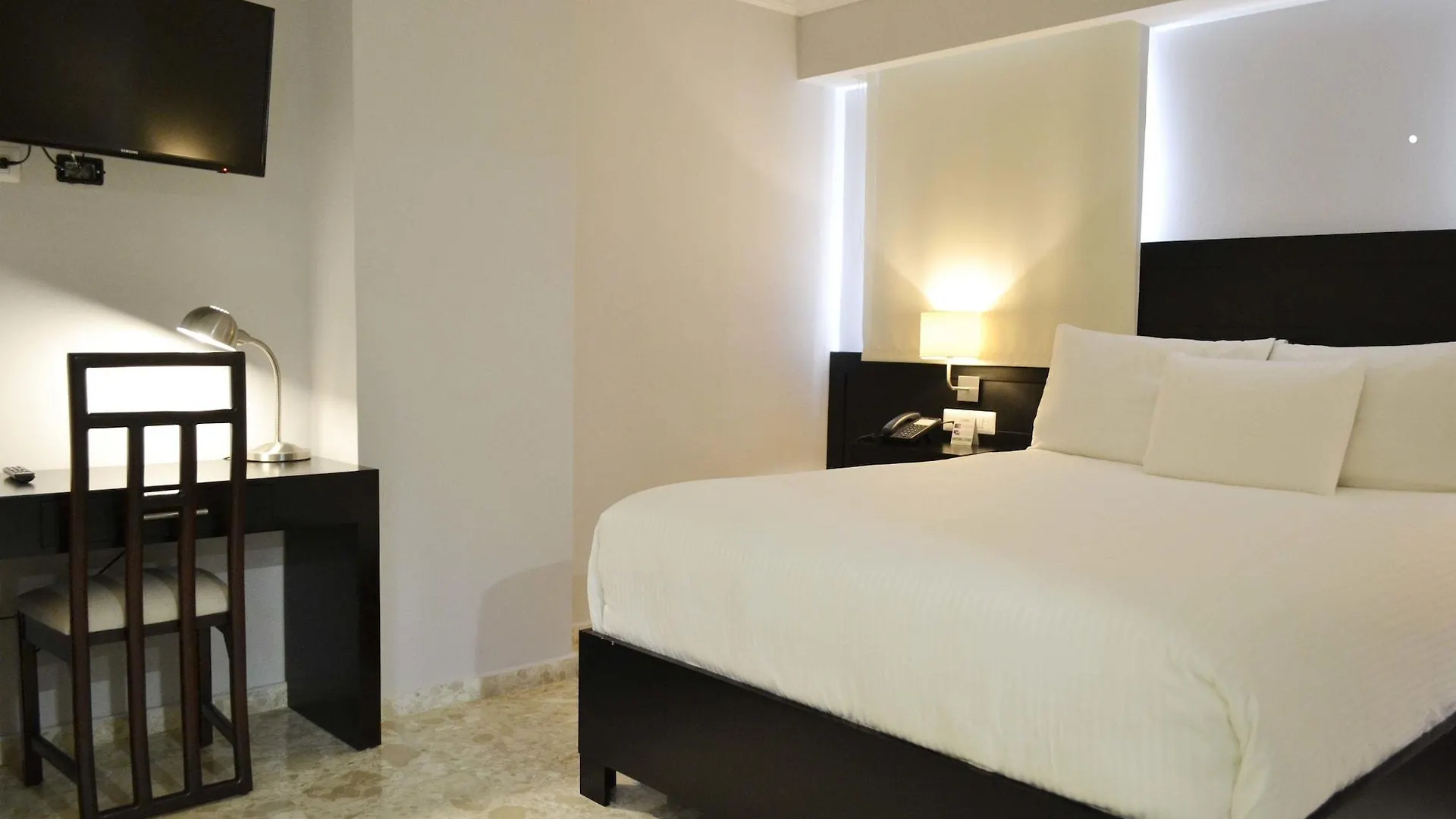 Hotel Plaza Florida Suites Santo Domingo